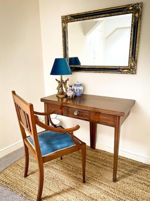 Glenarm Rose Houseヴィラ エクステリア 写真